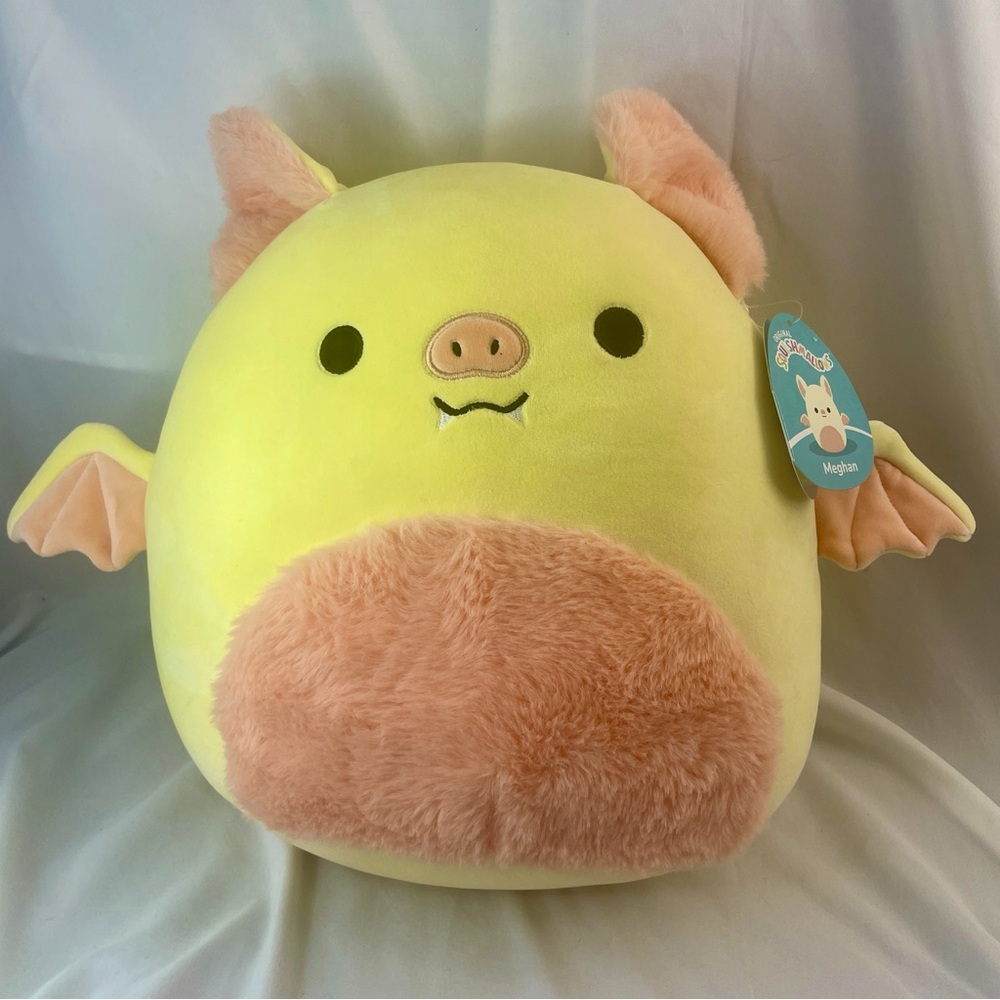 Squishmallows Meghan Fruit Bat Fuzzy 16” Peach Belly Cream Yellow Orange NWT Big